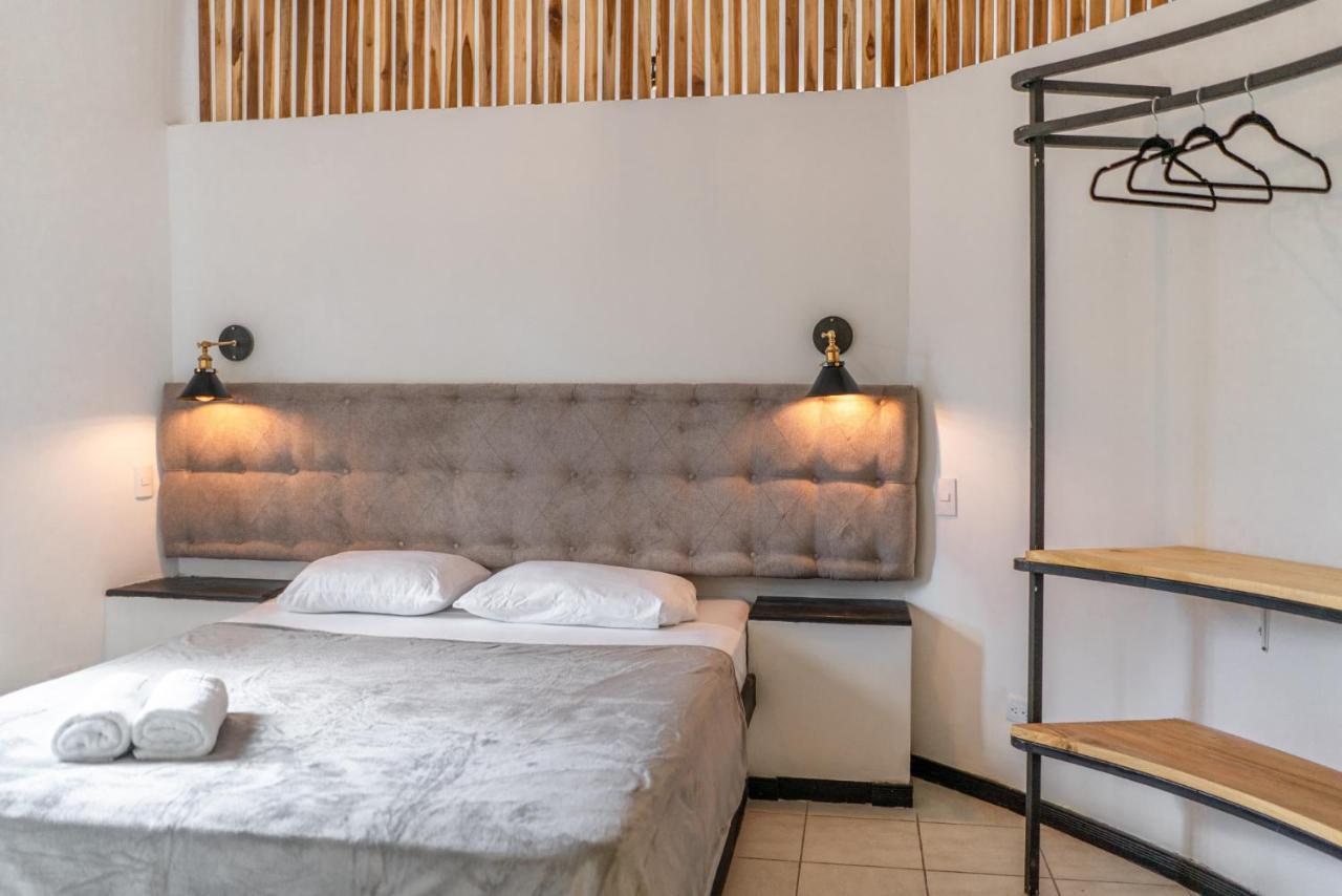 Plaza Royal Apartments Playa Santa Teresa  Екстериор снимка